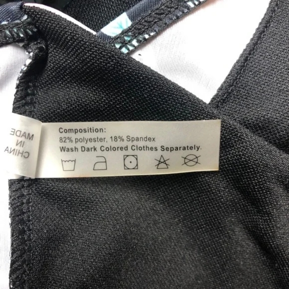 Shein Floral Bikini Top Swim Suit ((size Large)) - Picture 4 of 4